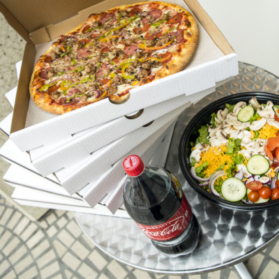 Gochees Pizza, Party Package