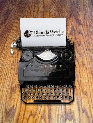 Rhonda Weiche, Logo